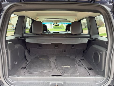 Used 2011 Jeep Liberty Limited Jet image 15