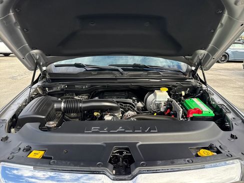 Used 2019 RAM 1500 Laramie image 28