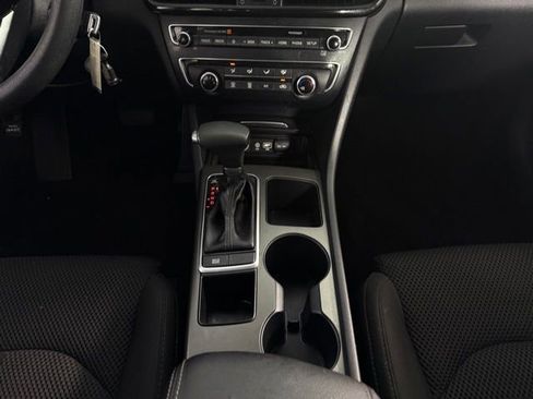 Used 2019 Kia Optima LX image 23