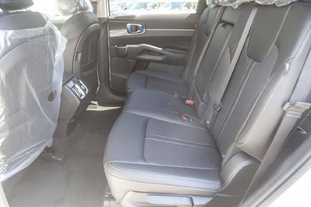 New 2026 Kia Sorento EX AWD/4WD image 11