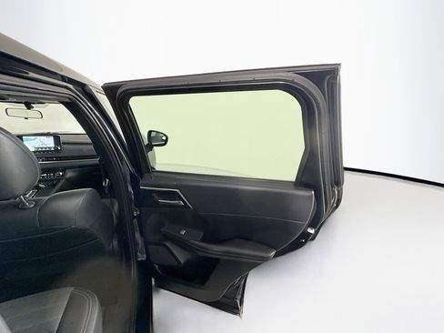 Used 2024 Mitsubishi Outlander SE AWD/4WD image 30