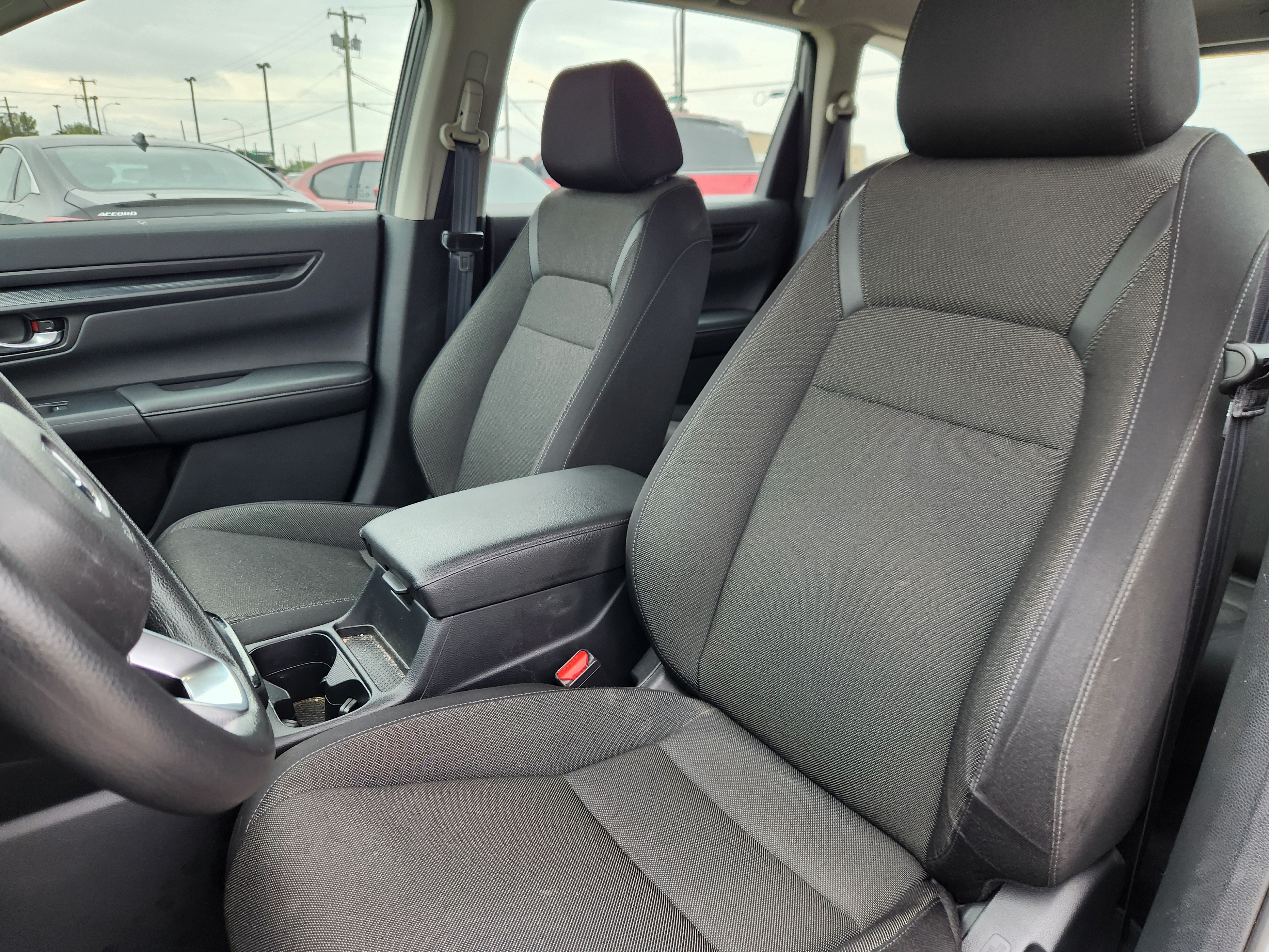 Used 2024 Honda CR-V LX image 8