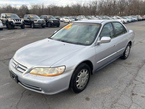 Used 2001 Honda Accord LX image 2