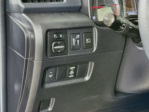 Certified 2021 Toyota 4Runner Venture AWD/4WD image 12