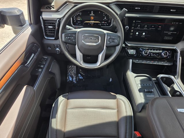 Used 2026 GMC Sierra 2500 Denali w/ Denali Reserve Package AWD/4WD image 15