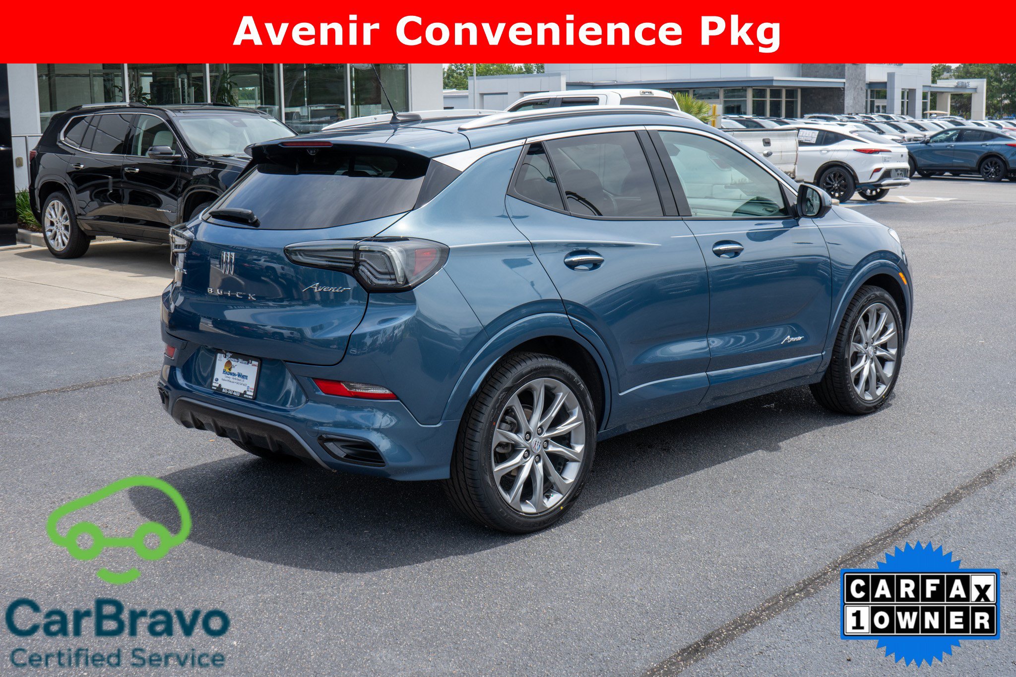 Used 2024 Buick Encore GX Avenir w/ Avenir Technology Package FWD image 3