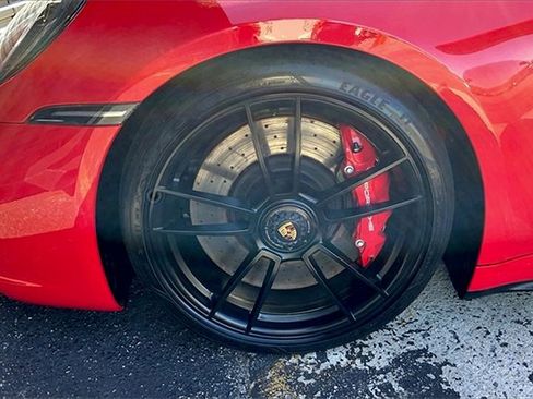 Used 2024 Porsche 911 Carrera GTS image 14