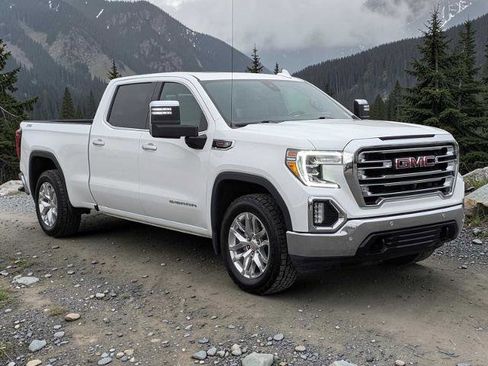 Used 2022 GMC Sierra 1500 SLT w/ SLT Premium Plus Package AWD/4WD image 8
