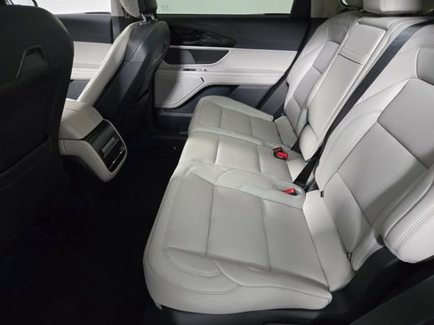 New 2026 Lincoln Nautilus Premier AWD/4WD image 13