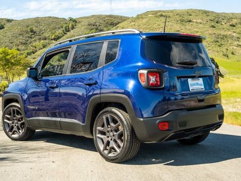 Used 2021 Jeep Renegade Latitude image 9