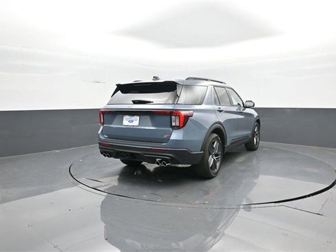 New 2026 Ford Explorer ST w/ Sun And Sound Package image 7