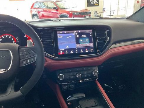 New 2026 Dodge Durango SRT Hellcat w/ Premium Group AWD/4WD image 5