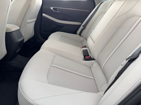 Certified 2023 Hyundai Sonata SEL FWD image 10