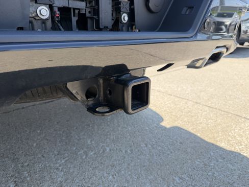 Used 2023 Chevrolet Silverado 1500 LT Trail Boss w/ Convenience Package II image 12