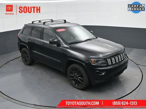 Used 2022 Jeep Grand Cherokee Laredo X image 51