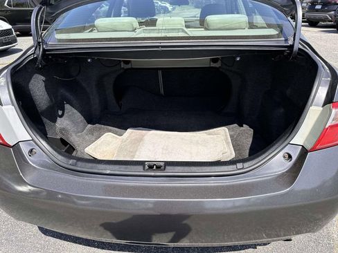 Used 2009 Toyota Camry FWD image 8