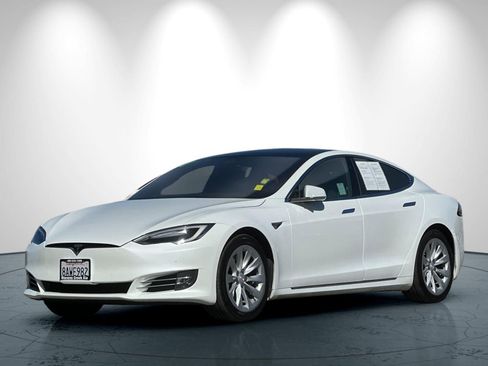 Used 2017 Tesla Model S 75 image 8