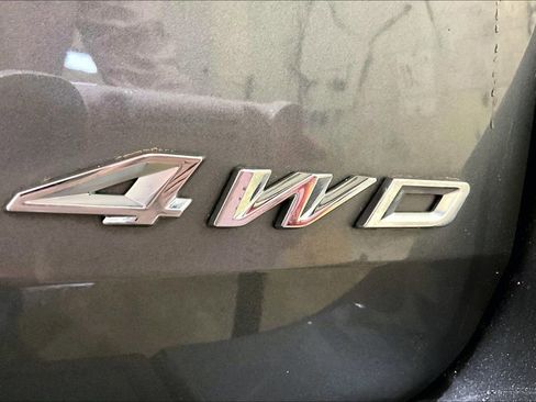 Used 2025 Ford Explorer ST-Line w/ ST-Line Street Pack AWD/4WD image 30