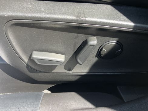 Used 2023 Ford Escape ST-Line w/ Tech Pack #1 AWD/4WD image 22