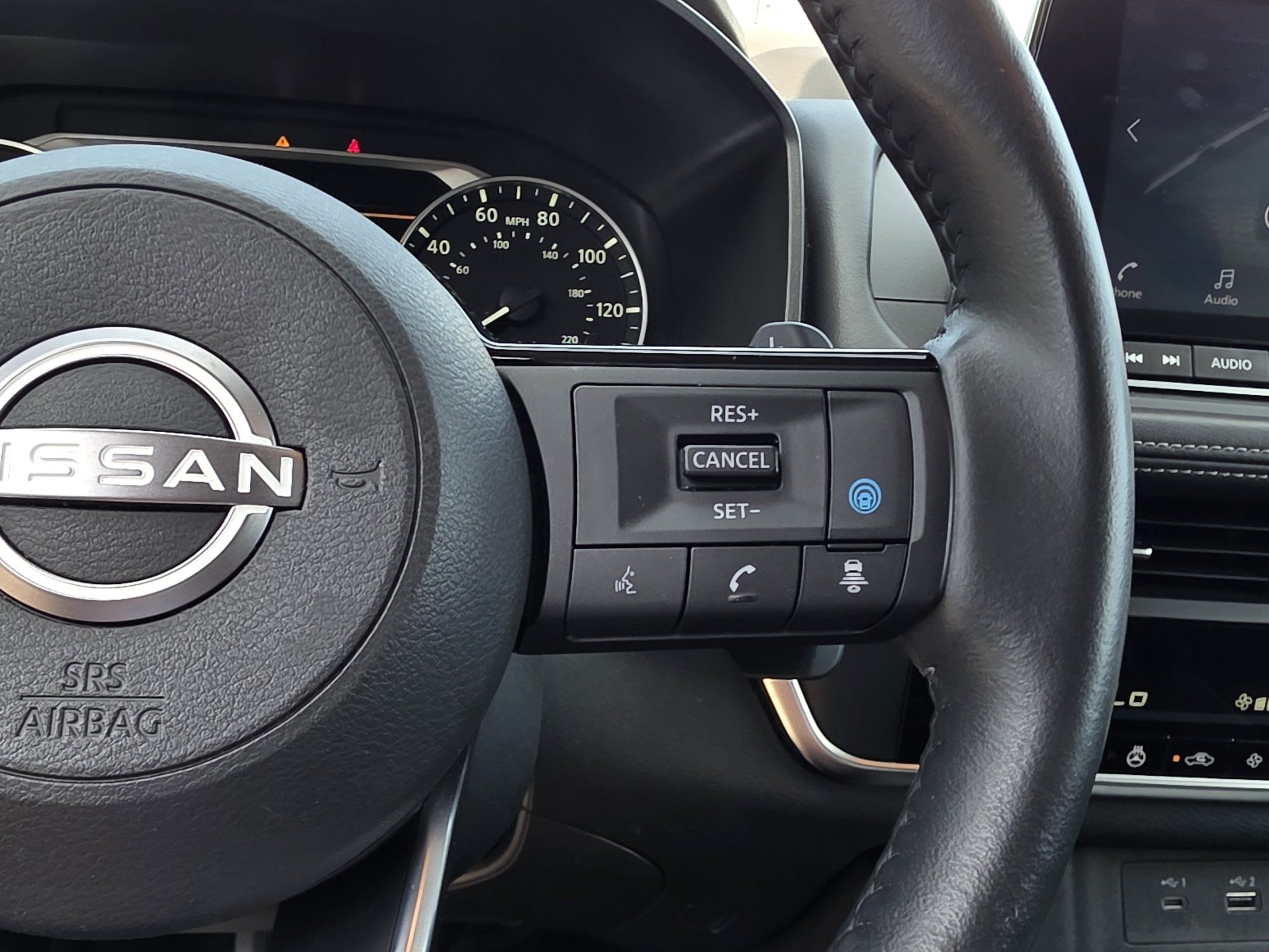 Used 2023 Nissan Rogue SV w/ SV Premium B Package AWD/4WD image 14