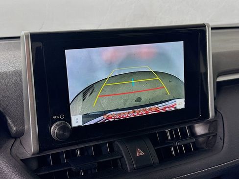 Used 2024 Toyota RAV4 XLE image 10