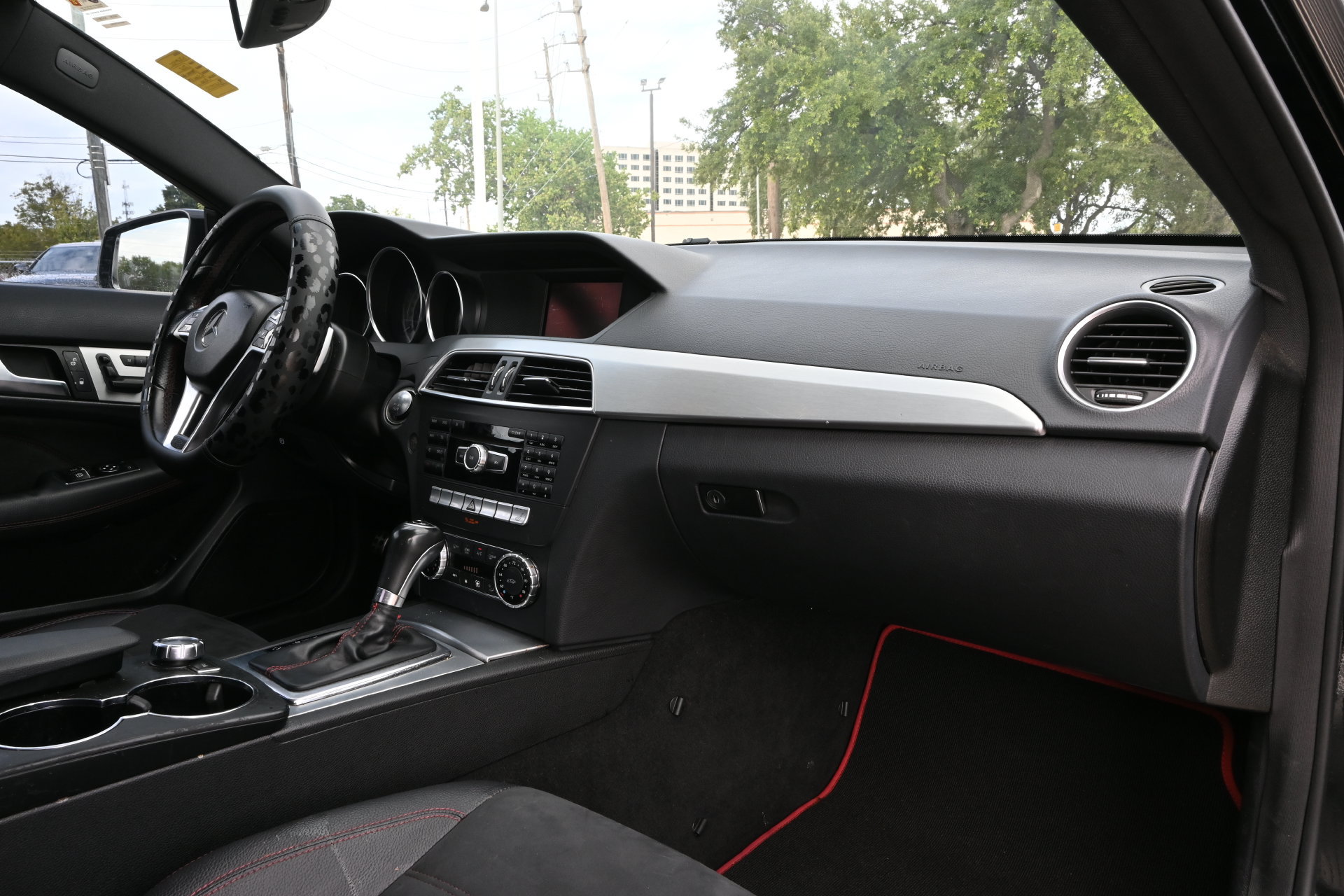 Used 2013 Mercedes-Benz C 250 Coupe image 21
