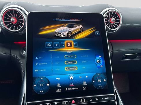 Used 2023 Mercedes-Benz SL 55 AMG 4MATIC image 19