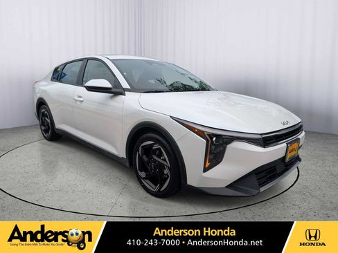 Used 2025 Kia K4 EX FWD image 1
