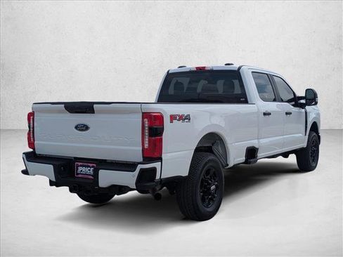 Used 2024 Ford F250 XL w/ STX Appearance Package AWD/4WD image 5