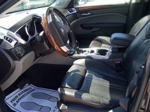 Used 2011 Cadillac SRX Luxury image 9