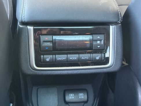 Used 2021 Subaru Ascent Limited w/ Technology Package AWD/4WD image 15