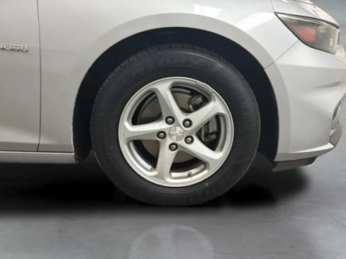 Used 2017 Chevrolet Malibu LS FWD image 26