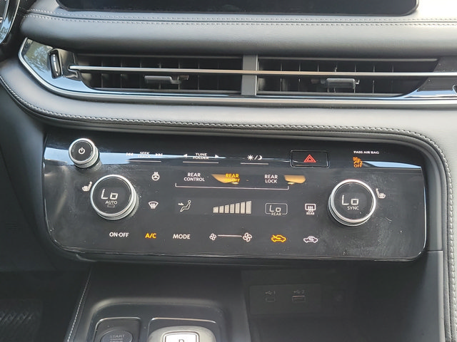 Used 2024 INFINITI QX60 Pure AWD/4WD image 19