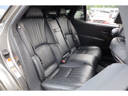 Used 2018 Lexus LS 500 AWD w/ Interior Upgrade Package image 14