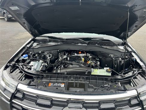 New 2025 Ford Explorer Active w/ Active Comfort Package image 20