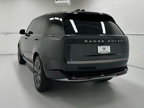 Used 2026 Land Rover Range Rover Long Wheelbase SE AWD/4WD image 8