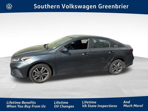Used 2022 Kia Forte LXS FWD image 1