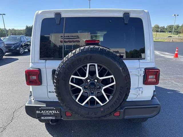 New 2027 Jeep Wrangler Unlimited Sahara AWD/4WD image 4