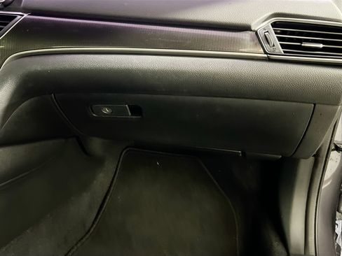 Used 2020 Honda Accord Sport image 34