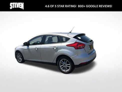 Used 2017 Ford Focus SE FWD image 4