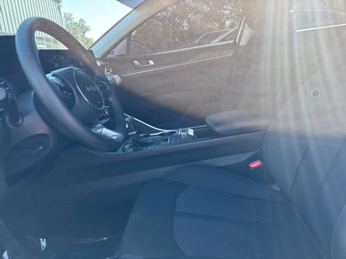 Used 2024 Kia K5 LXS FWD image 10