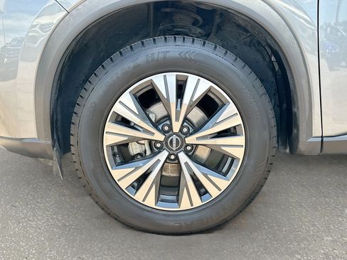 Certified 2023 Nissan Rogue SV image 29