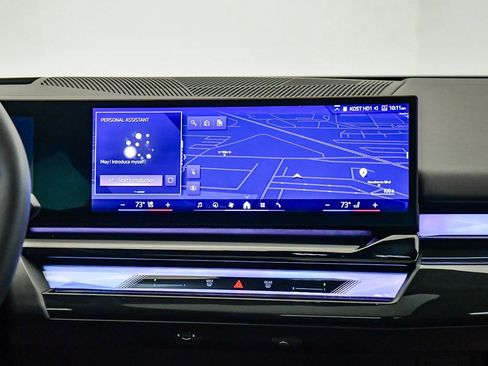 Used 2025 BMW i5 xDrive40 w/ Premium Package image 14