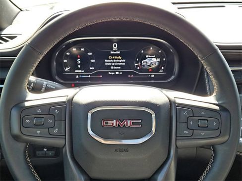 Used 2023 GMC Yukon AT4 w/ AT4 Premium Plus Package image 27
