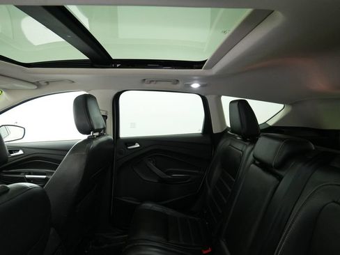 Used 2018 Ford Escape Titanium w/ Ford Safe & Smart Package AWD/4WD image 20