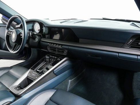 Certified 2021 Porsche 911 Carrera image 20
