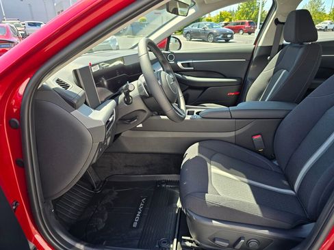 New 2025 Hyundai Sonata SEL image 16