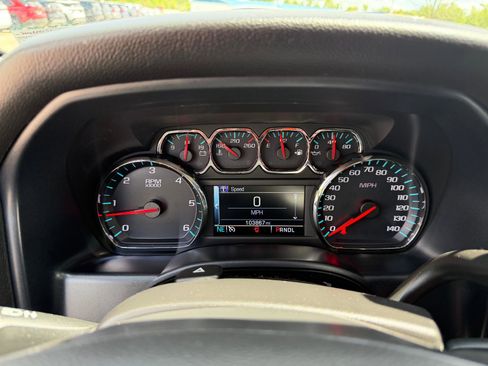 Certified 2019 Chevrolet Silverado 1500 LT AWD/4WD image 19