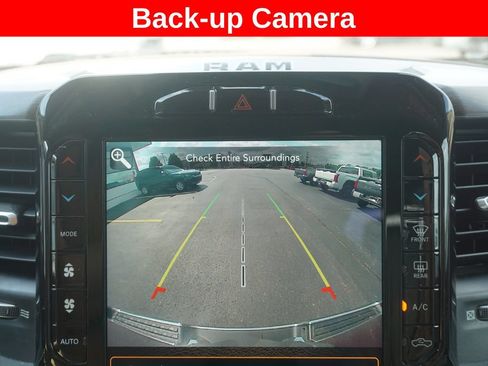 Used 2021 RAM 1500 Laramie AWD/4WD image 9