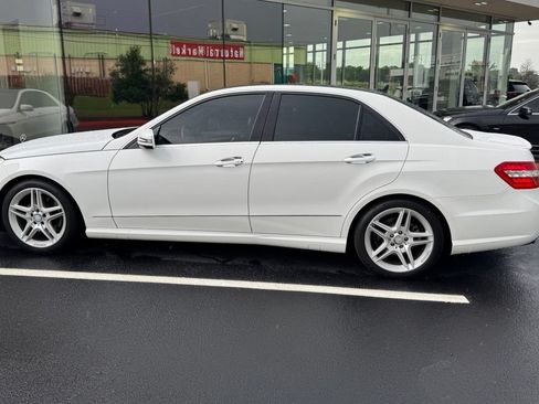 Used 2013 Mercedes-Benz E 350 4MATIC Sedan image 6